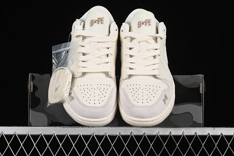 All categories Air Jordan Jordan series basketball shoes Air Jordan 1 Low High-end customized low-top sneakers Air Jordan 1 Low AJ1 Joe 1 Bape joint-Zhuba stitching High-end customized low-top basketball shoes LJ6688-002